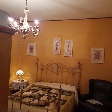 B&B Marilena Affittacamere Rocca Imperiale Exterior foto