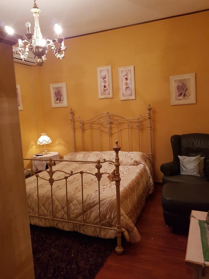 B&B Marilena Affittacamere Rocca Imperiale Exterior foto